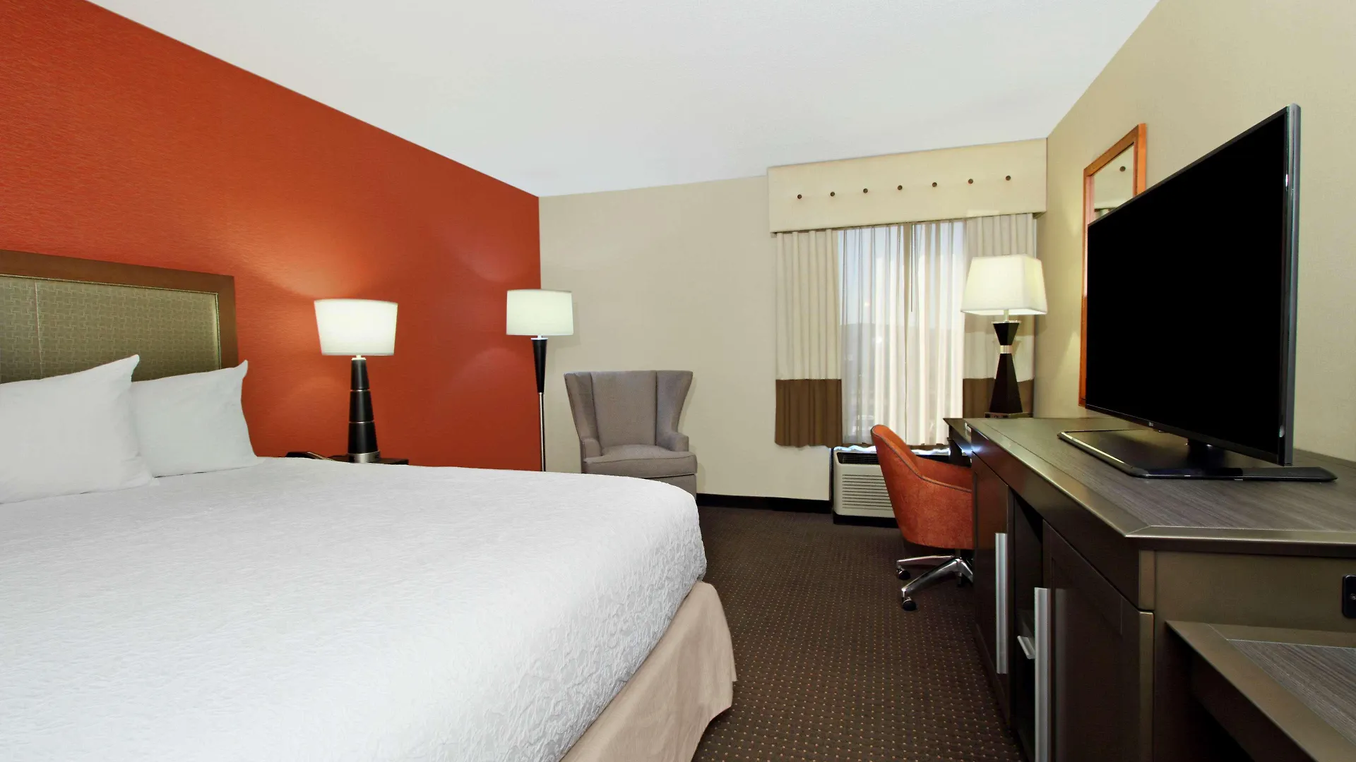 Hampton Inn Columbus-International Airport Gahanna 3*,  United States